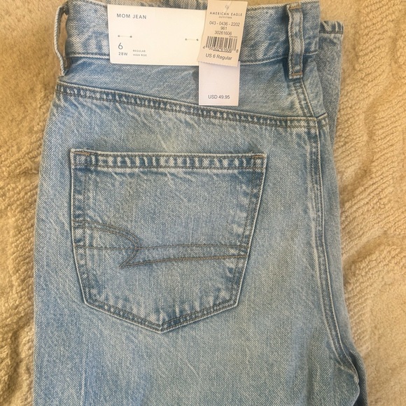 American Eagle Jeans - Picture 2 of 4